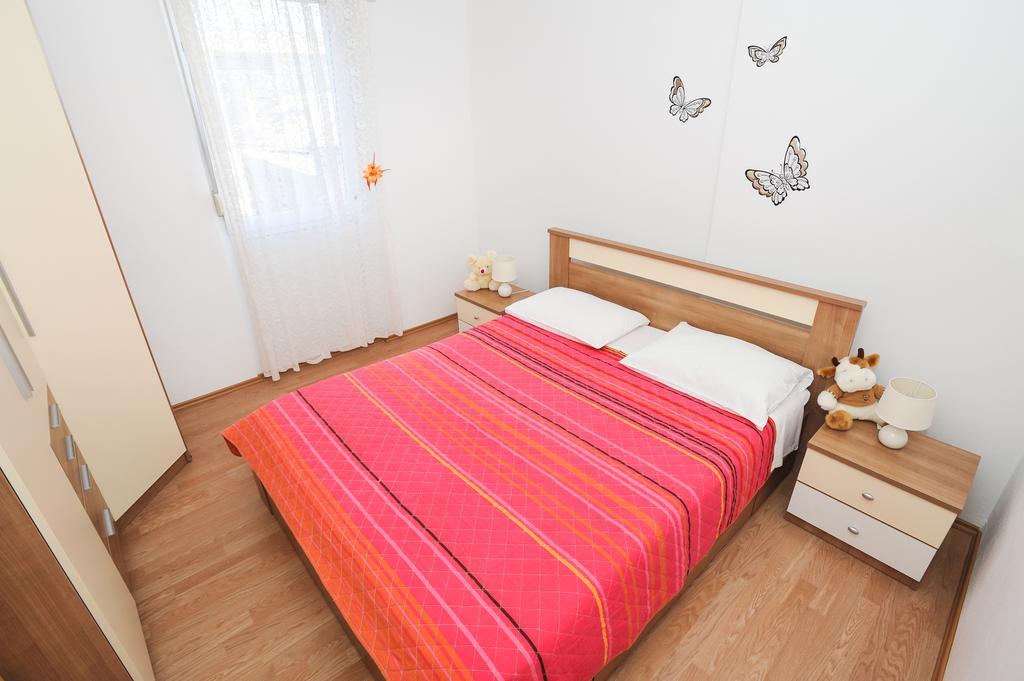 Apartments Feel Center 扎达尔 客房 照片