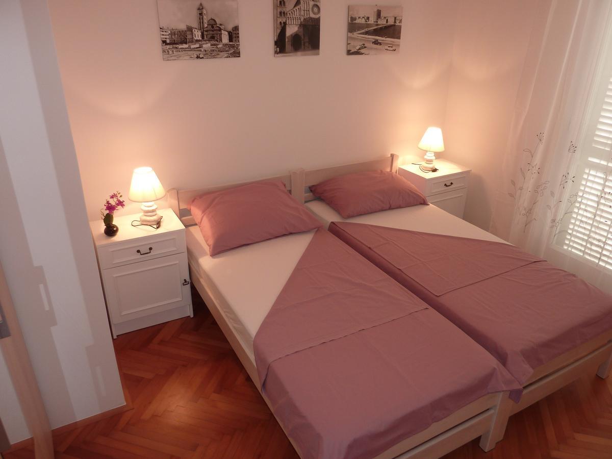 Apartments Feel Center 扎达尔 客房 照片